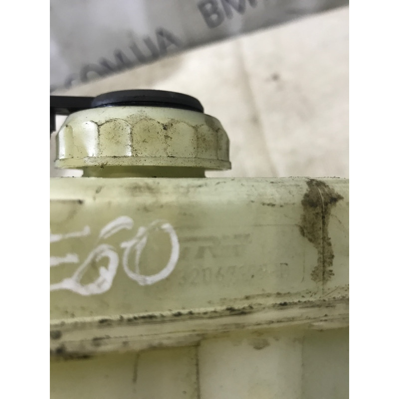 Бачок тормозной жидкости (тормозная система) BMW 5-series E60 2005 N52B25 32067179