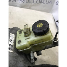 Бачок тормозной жидкости