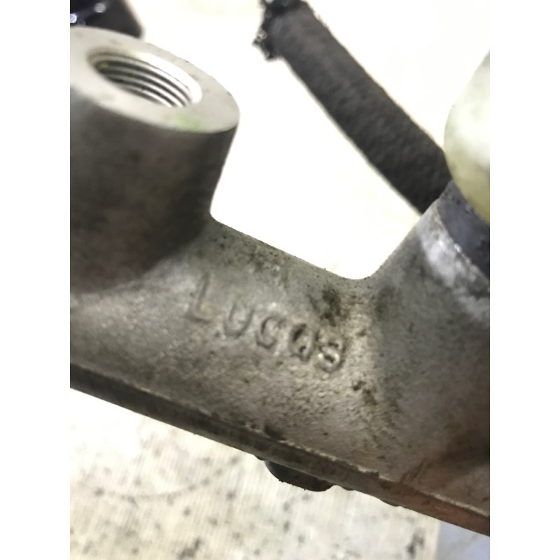 Главный тормозной цилиндр (тормозная система) BMW 5-series E39 34311165543