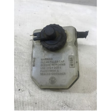 Бачок тормозной жидкости