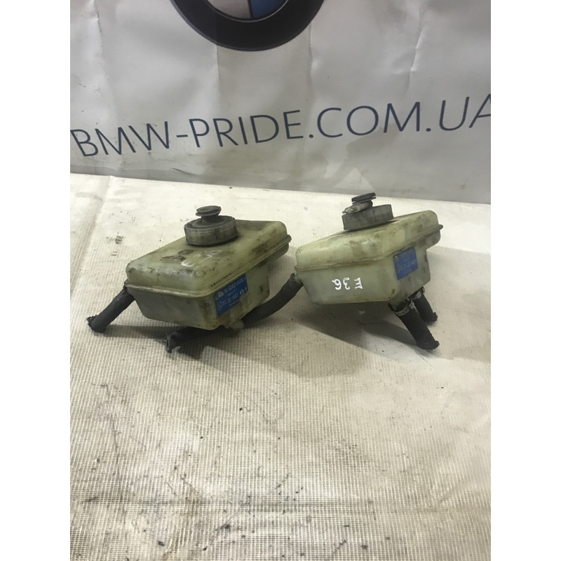 Бачок тормозной жидкости (тормозная система) BMW 3-series E36 34321159183