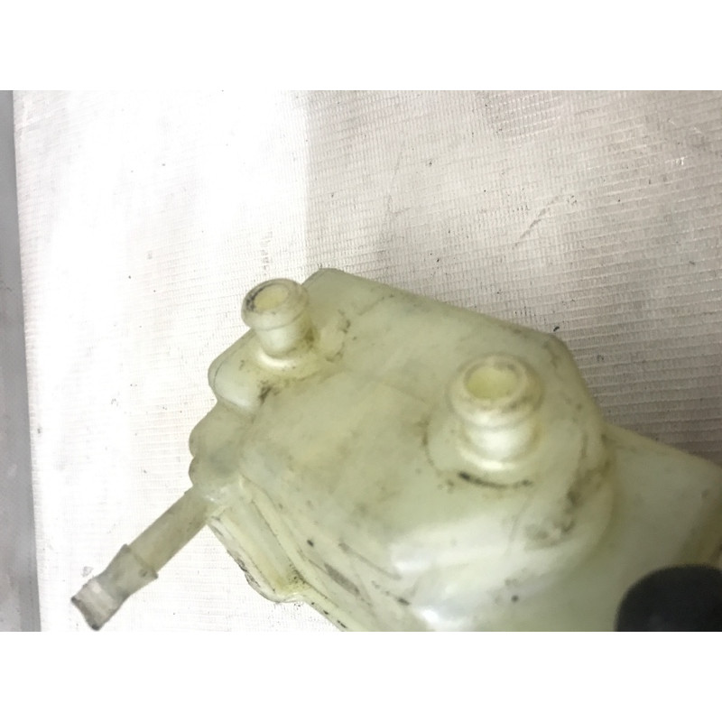 Бачок тормозной жидкости (тормозная система) BMW 7-series E38 34321161749