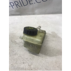 Бачок тормозной жидкости