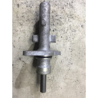 Главный тормозной цилиндр