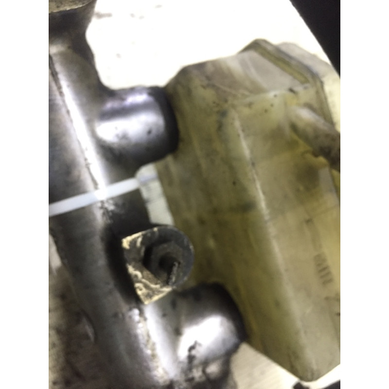 Бачок тормозной жидкости (тормозная система) BMW 7-series E32 34321156578