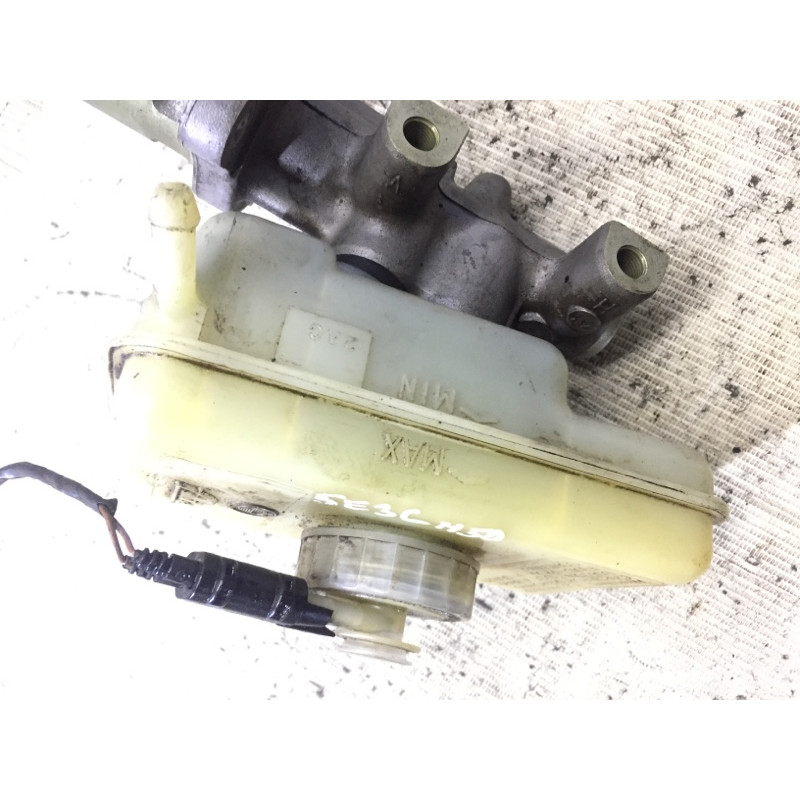 Бачок тормозной жидкости (тормозная система) BMW 3-series E36 1993 M50b20 34321159183