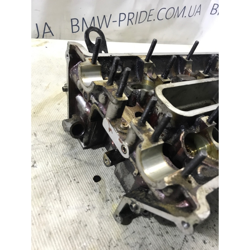Головка блока цилиндров (двигатель и элементы) BMW 7-series E38 1729334