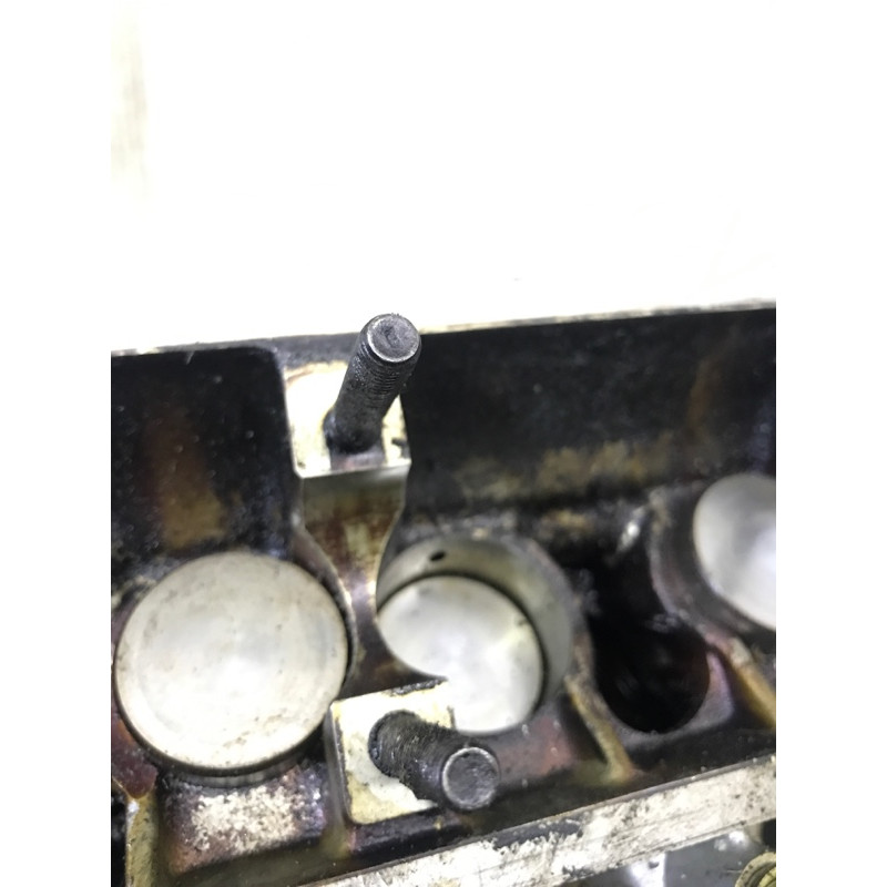 Головка блока цилиндров (двигатель и элементы) BMW 7-series E38 1729334