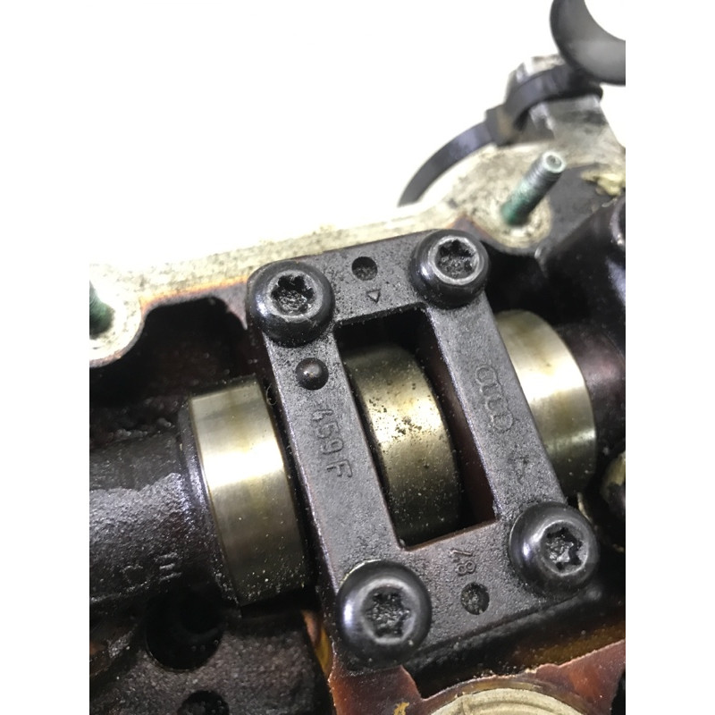 Головка блока цилиндров (двигатель и элементы) AUDI A4 B6 2.4BDV 078103379