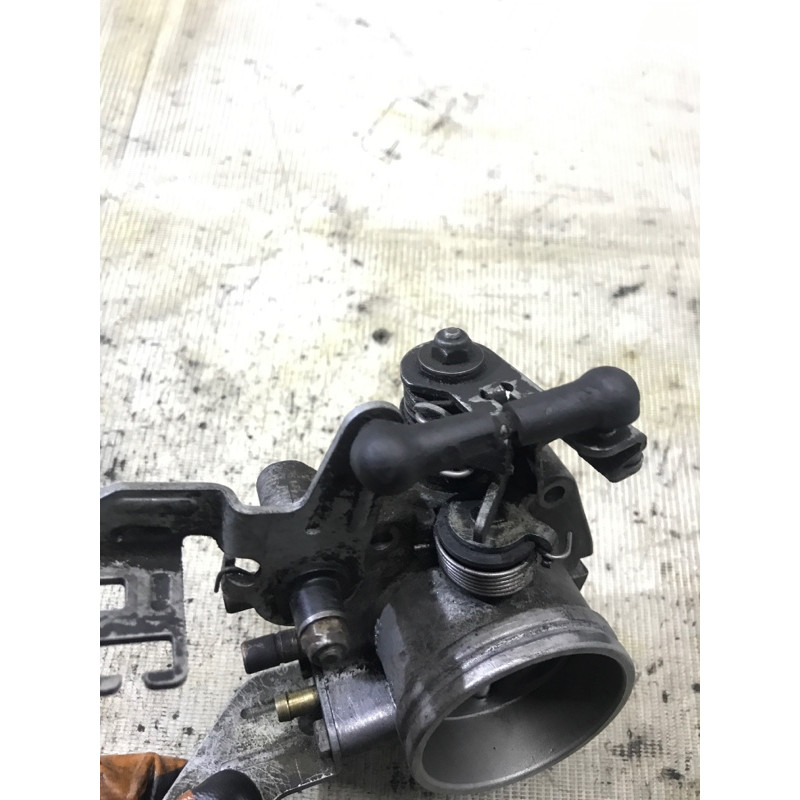 Дроссельная заслонка (электрика двигателя) BMW 5-series E34 13541748096