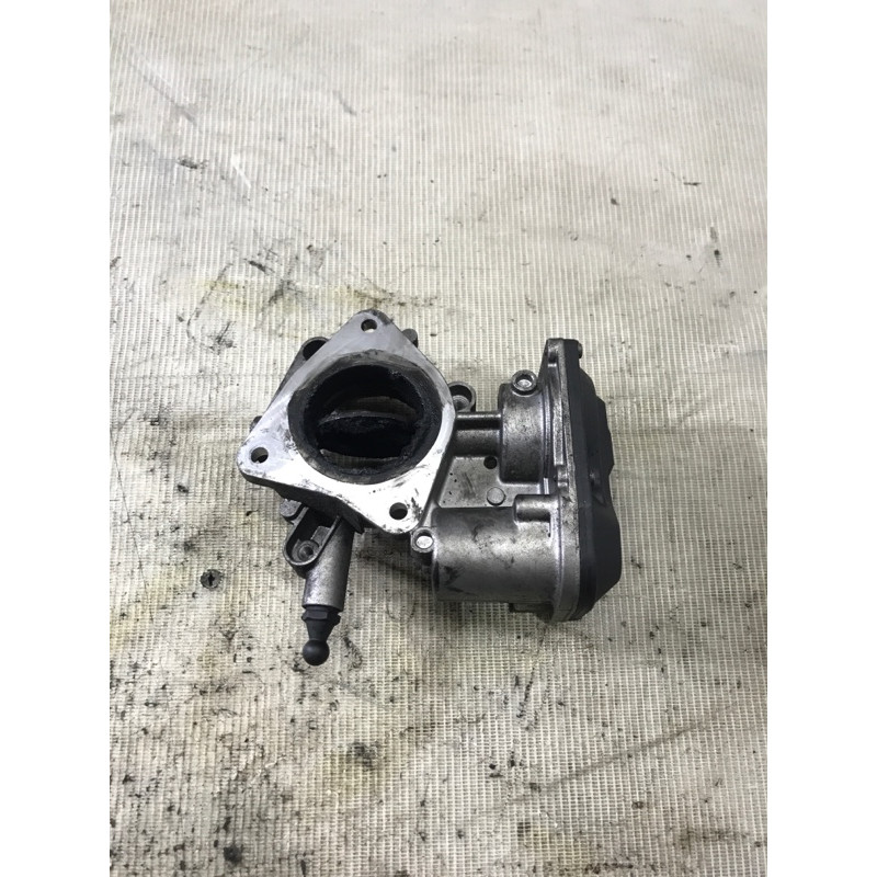 Дроссельная заслонка (электрика двигателя) Opel Insignia A 2009 2.0 DTH 55564164