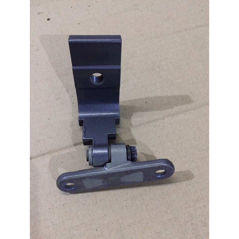 Петля двери (кузов и элементы) BMW 5-series F10 2013 N63B44 7185635