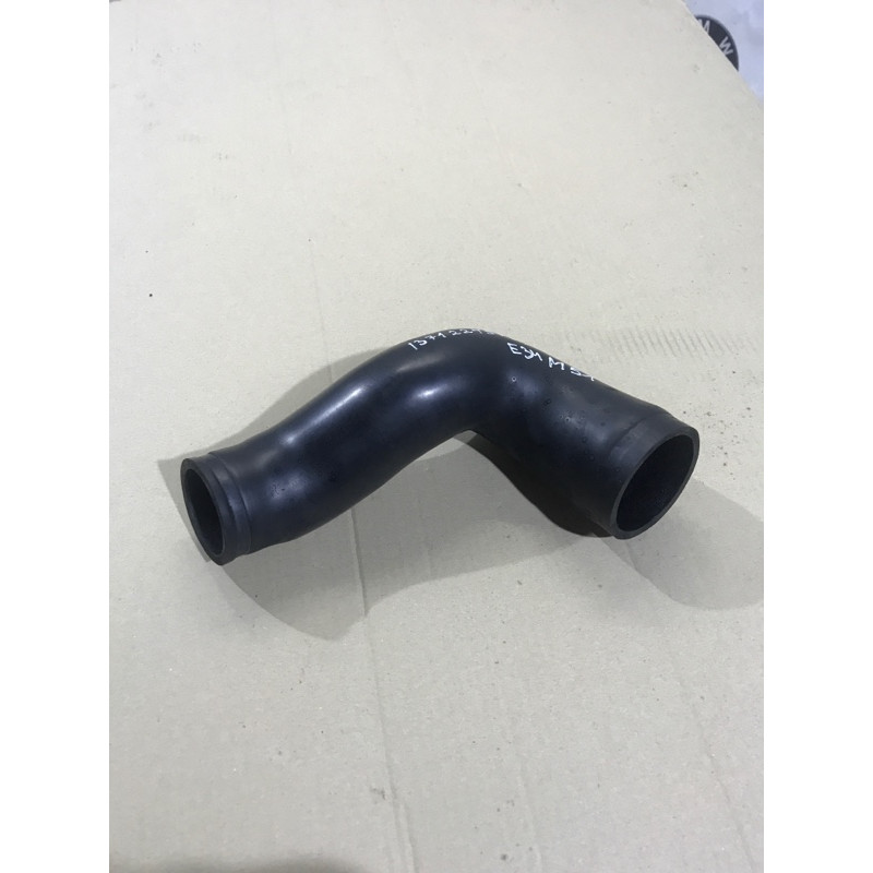 Патрубок воздушного фильтра (впускная система) BMW 5-series E34 13712245739