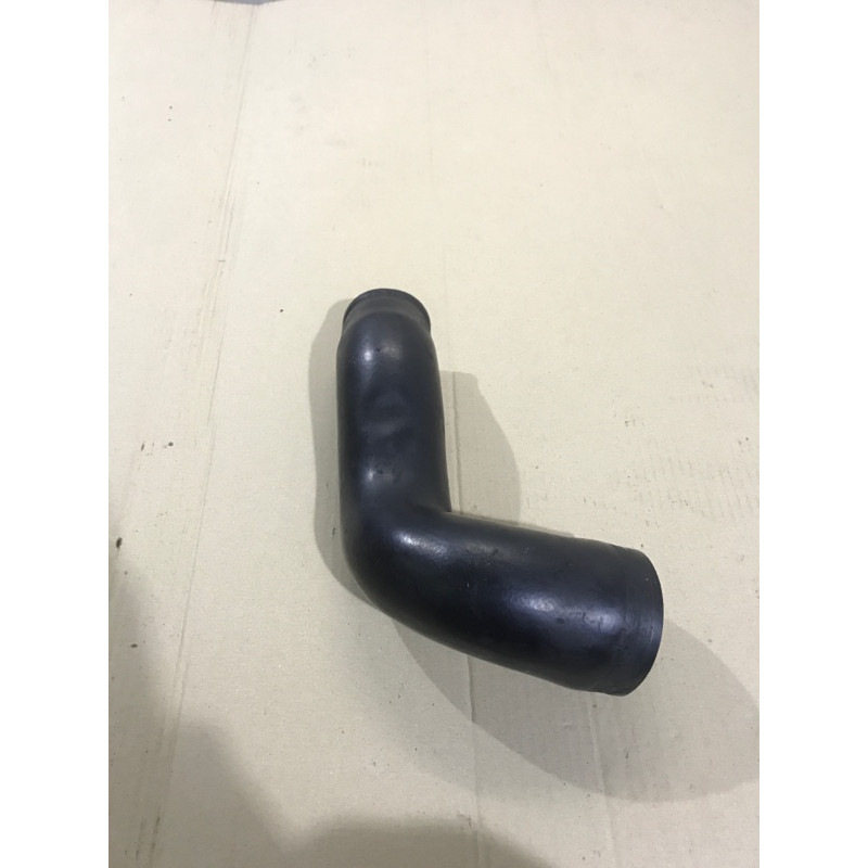 Патрубок воздушного фильтра (впускная система) BMW 5-series E34 13712245739