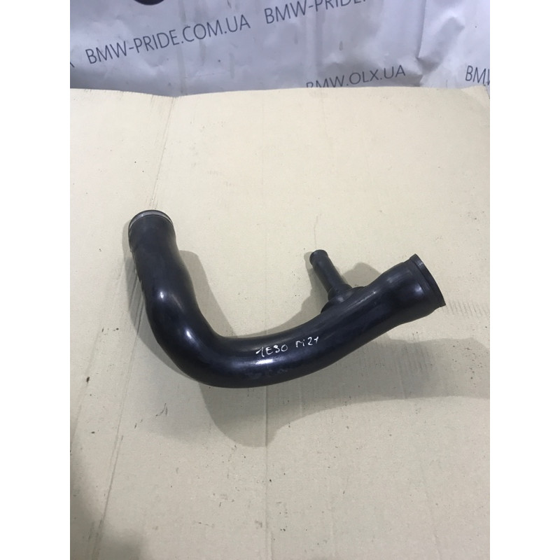 Патрубок (система охлаждения) BMW 3-series E30 M21d24 11 61 2 240 871