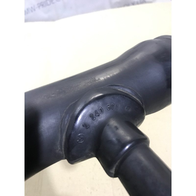 Патрубок (система охлаждения) BMW 3-series E30 M21d24 11 61 2 240 871