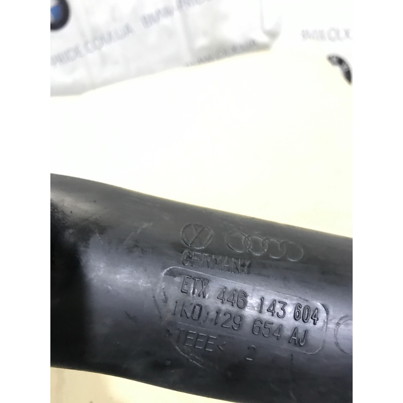 Патрубок (система охлаждения) Volkswagen Passat B6 2008 2.0 BKP 1K0129654AJ