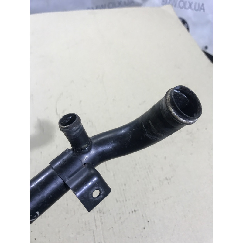 Патрубок (система охлаждения) AUDI A4 B6 2003 1.8 BFB 06B121070E