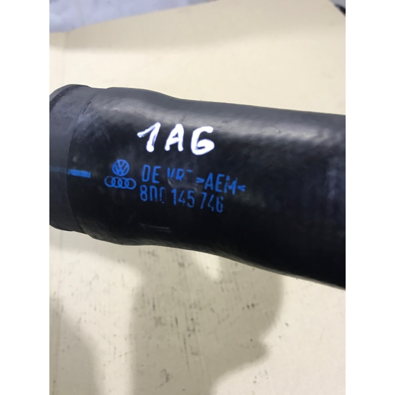 Патрубок (система охлаждения) AUDI A6 C5 2001 2.5 AKE 8D0145746