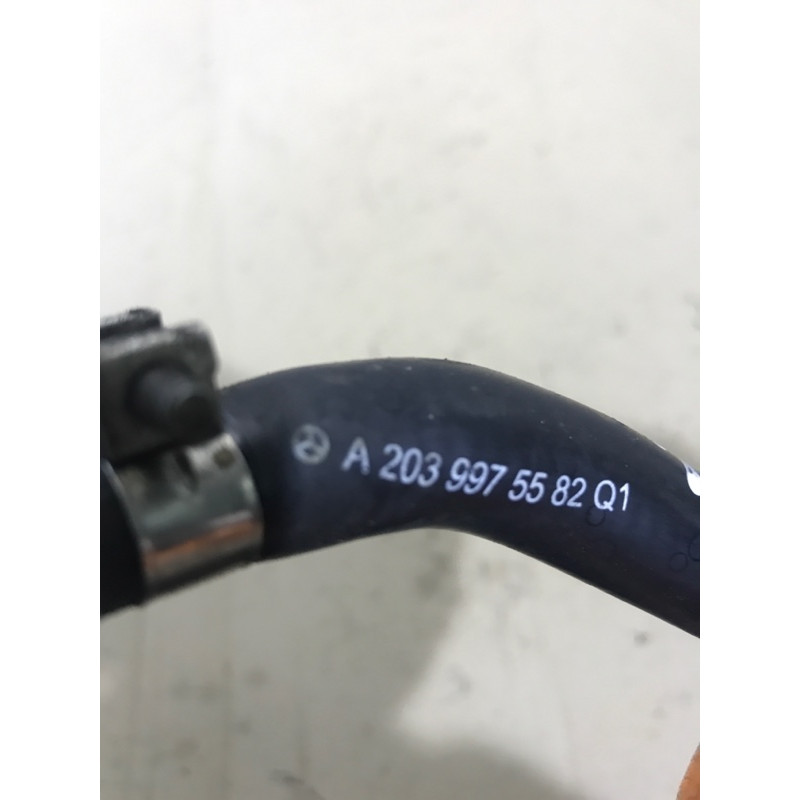 Патрубок (система охлаждения) Mercedes-Benz C-class W203 1.8 M111.951 A2039975582