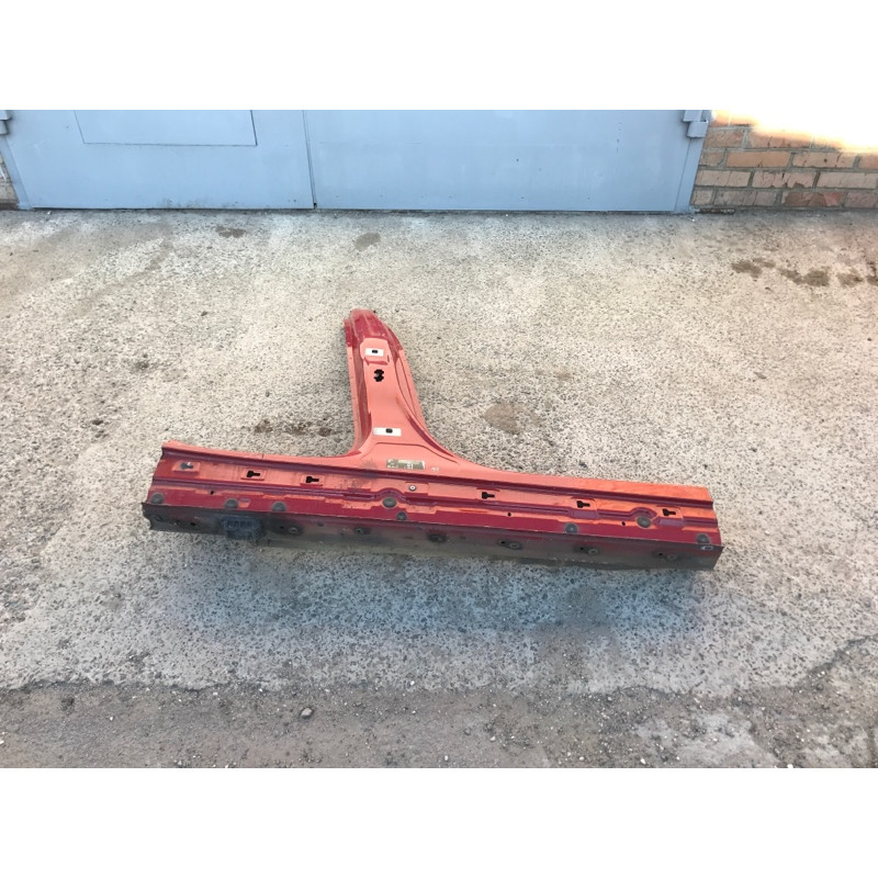 Центральна стійка кузова (кузов і елементи) BMW 3-series F30 2013 N47D20 41007298166