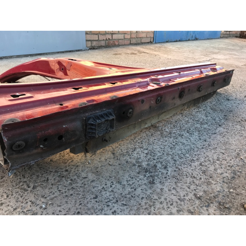 Центральна стійка кузова (кузов і елементи) BMW 3-series F30 2013 N47D20 41007298166