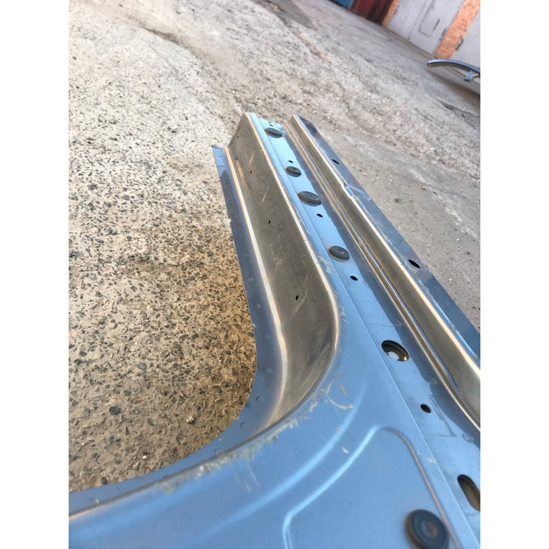 Центральна стійка кузова (кузов і елементи) BMW 5-series F10 2013 N63B44 41217240478