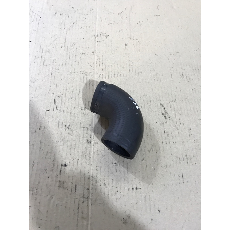 Патрубок интеркулера (двигатель и элементы) BMW 3-series E36 11712244903