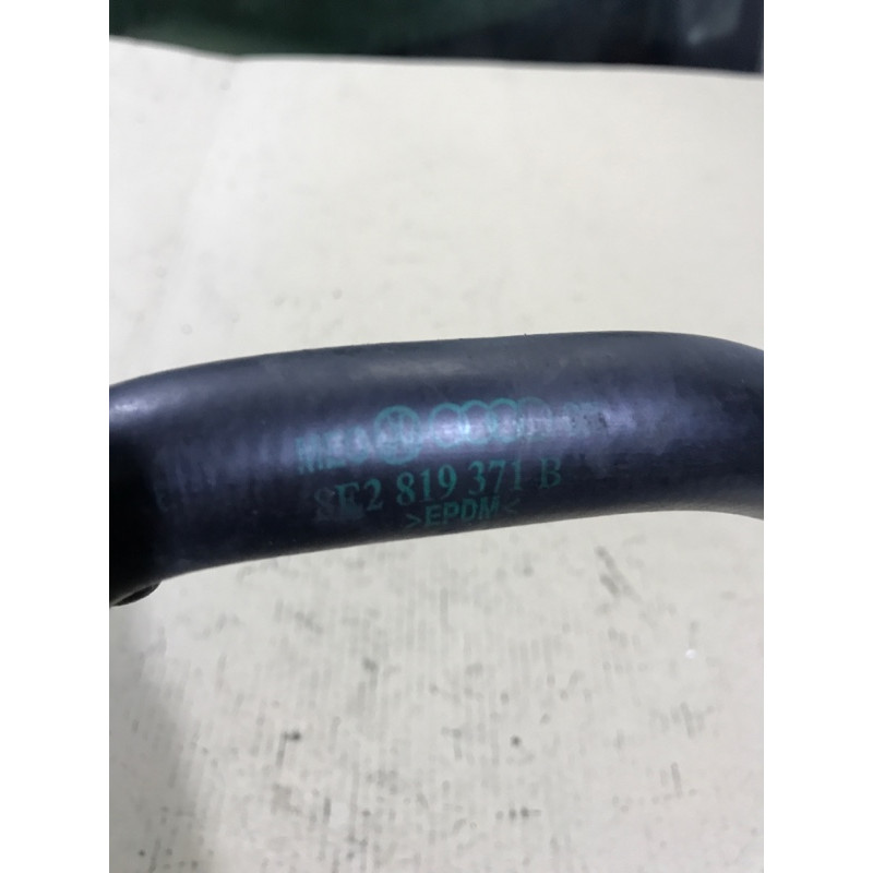 Патрубок (система охлаждения) AUDI A4 B6 2003 2.0 ALT 8E2819371B