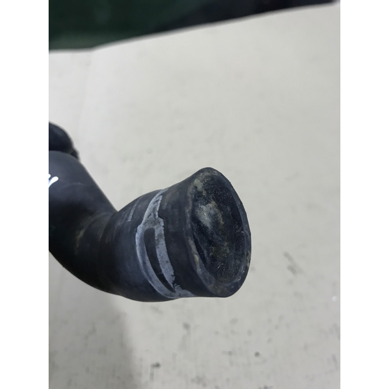 Патрубок (система охлаждения) AUDI A4 B6 2003 2.0 ALT 06B121057A