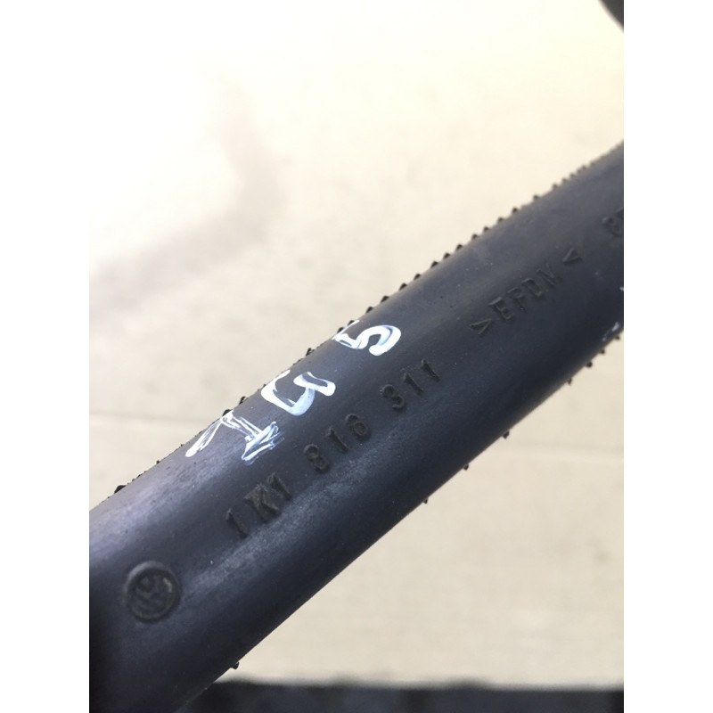 Патрубок (система охлаждения) Volkswagen Golf 1K 2004 2.0 BKD 1K1816311