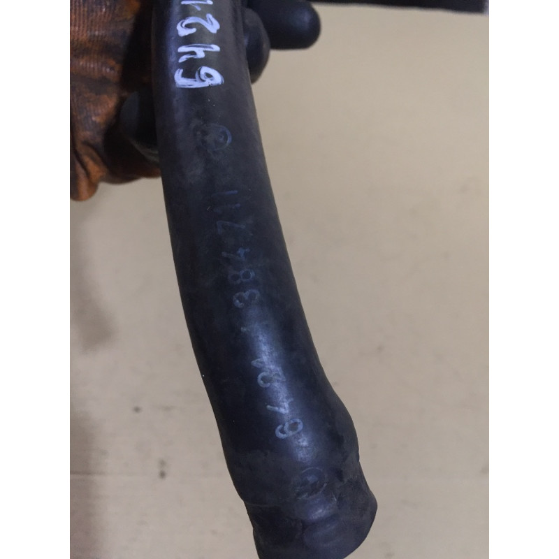 Патрубок (система охлаждения) BMW 5-series E34 64211384711