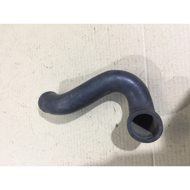 Патрубок (система охлаждения) BMW 5-series E39 1999 M51d25 13717786354