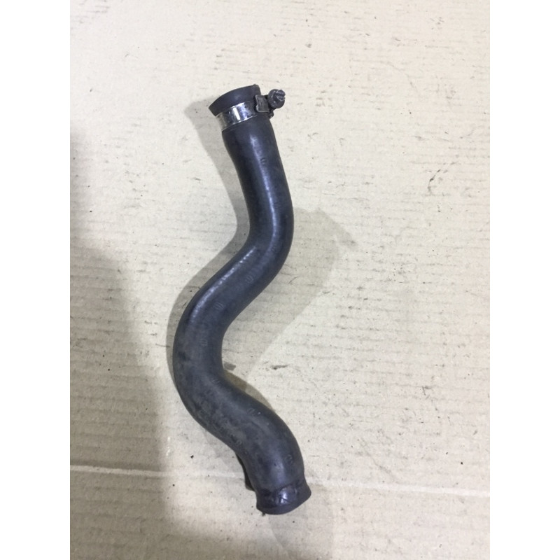 Патрубок (система охлаждения) BMW 3-series E36 64218368152