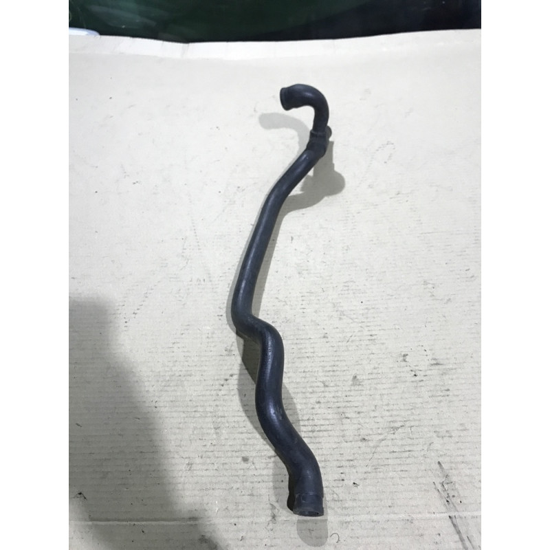 Патрубок (система охлаждения) BMW 5-series E34 11532243658