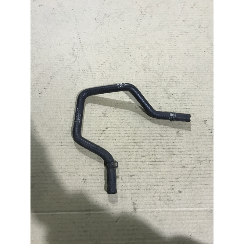 Патрубок (система охлаждения) Volkswagen Passat B5 2003 1.9 TDI 8D0121107M