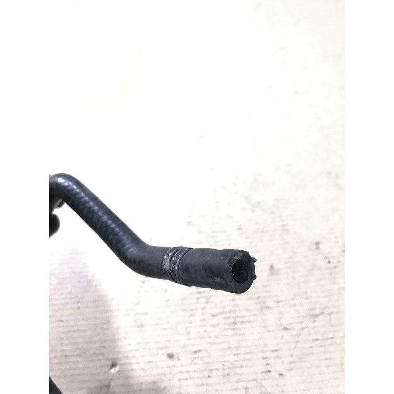 Патрубок (система охлаждения) Volkswagen Passat B5 2003 1.9 TDI 8D0121107M