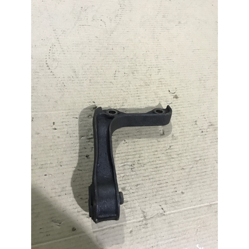 Кронштейн (двигатель и элементы) KIA Sorento BL 2005 2.5 CRDI