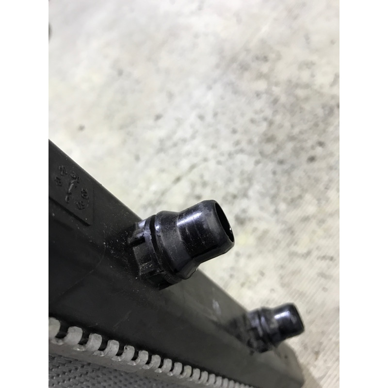 Радиатор охлаждения (система охлаждения) BMW 5-series F10 2013 N63B44 17 11 7 601 832