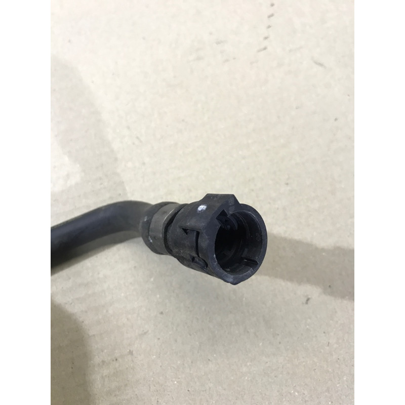 Патрубок (система охлаждения) BMW 5-series E60 2004 M54B22 17127519247