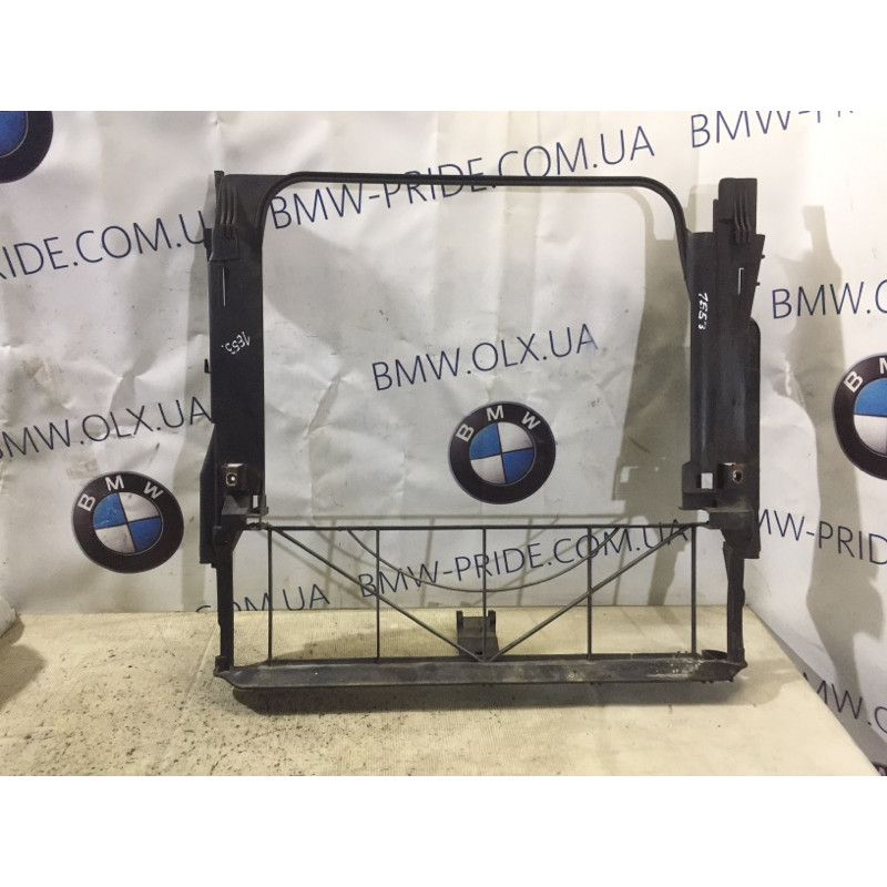 Крепление радиатора (кузов и элементы) BMW X5 E53 2003 M62B44 17101439105