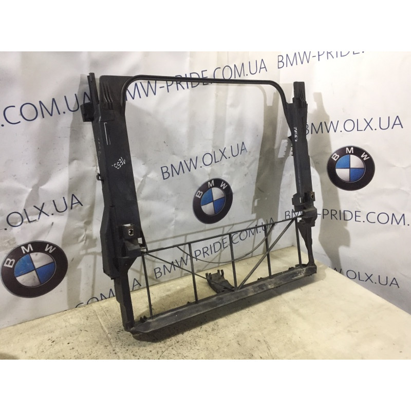Крепление радиатора (кузов и элементы) BMW X5 E53 2003 M62B44 17101439105