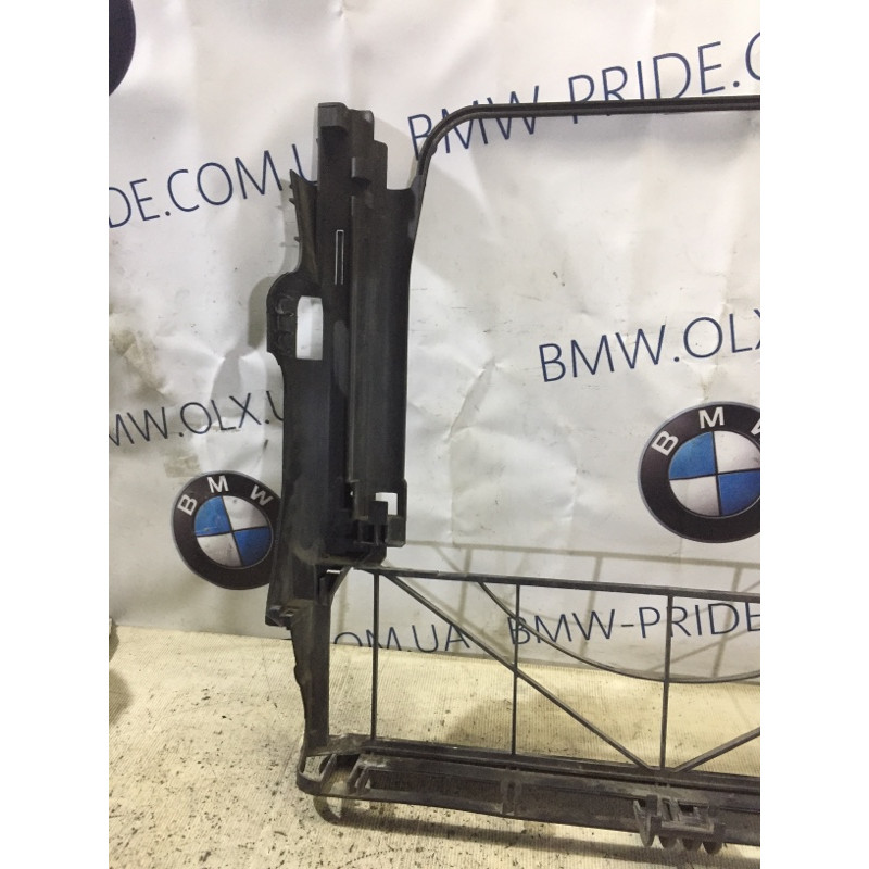 Крепление радиатора (кузов и элементы) BMW X5 E53 2003 M62B44 17101439105