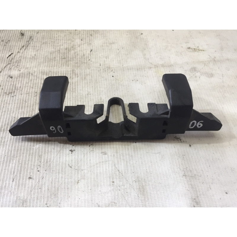 Пластик подкапотный (кузов и элементы) Mazda 6 GH 2008 2.0 RF7J GJ8A56627