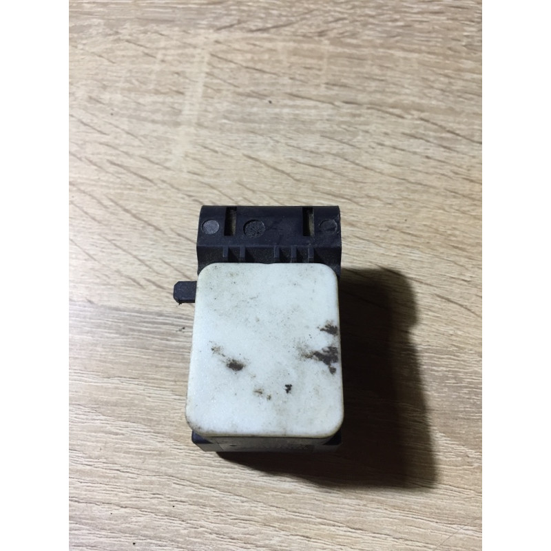 Датчик удара (электрика / датчики) BMW 3-series E90 2006 N46B20 65776911003