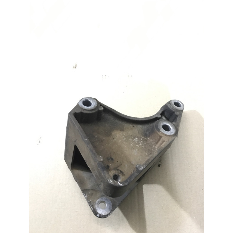 Кронштейн КПП (трансмиссия) Opel Vectra C 2.2 Z22YH 9191126