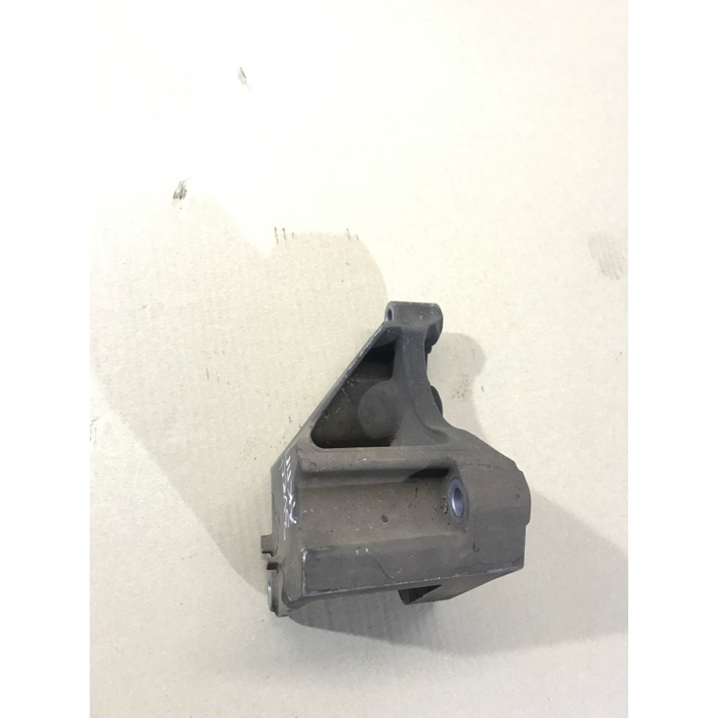 Кронштейн КПП (трансмиссия) Opel Vectra C 2.2 Z22YH 9191126