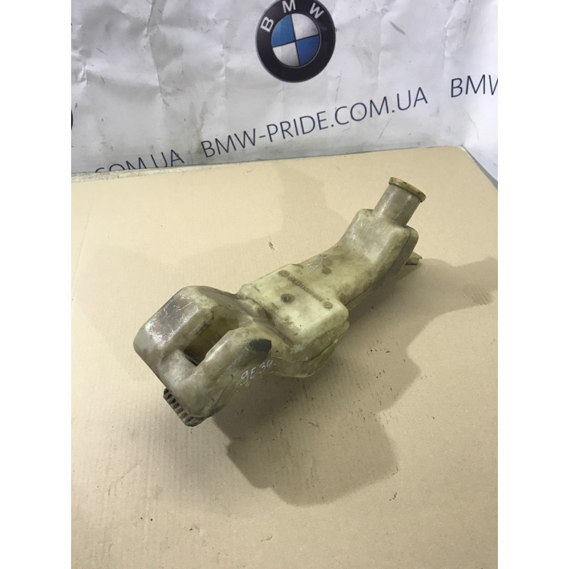Бачок омывателя (кузов и элементы) BMW 5-series E34 M43b18 61668351646