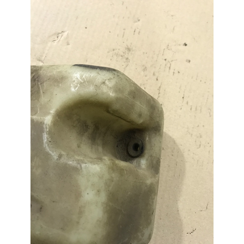 Бачок омывателя (кузов и элементы) BMW 5-series E34 M43b18 61668351646