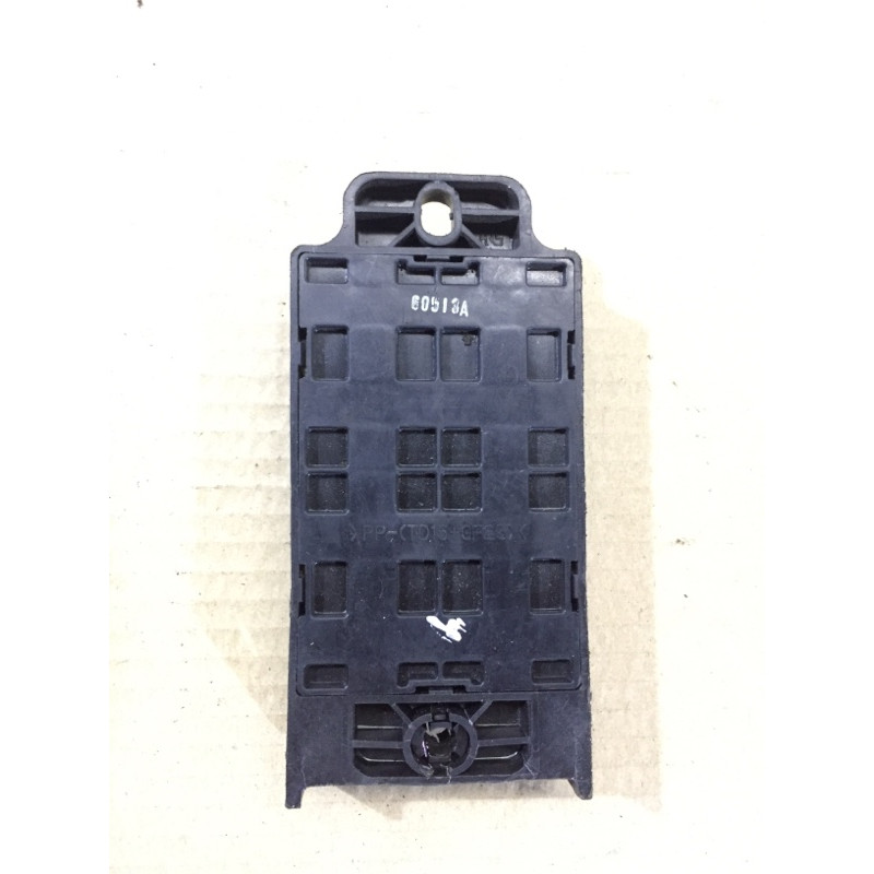 Блок предохранителей (электрика) KIA Sorento BL 2005 2.5 CRDI 913103E810